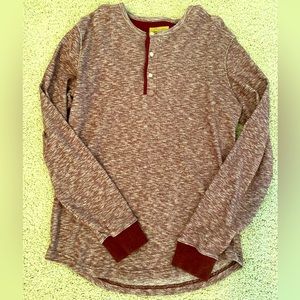 Lucky size medium red heather Henley pullover